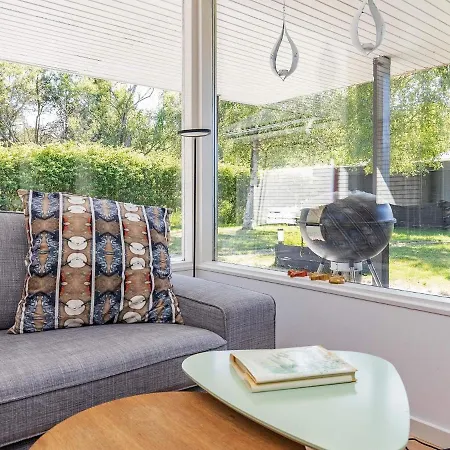 6 Person In Albaek-by Traum * Ålbæk