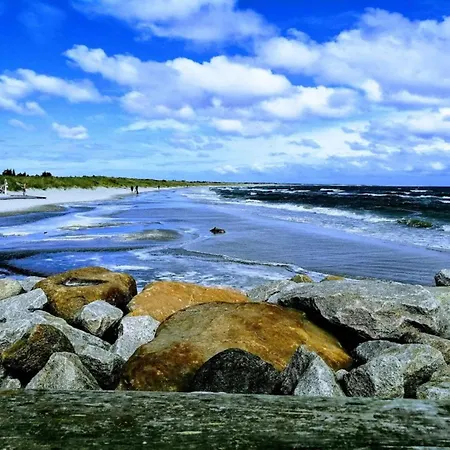 6 Person In Albaek-by Traum